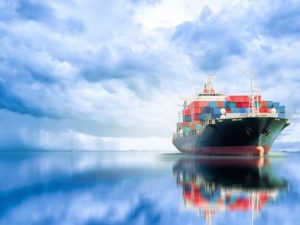 Un 35% de la flota marítima mundial navega bajo bandera de la UE