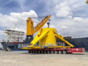 Sevitrade realiza dos cargas de proyecto en el puerto de Sevilla